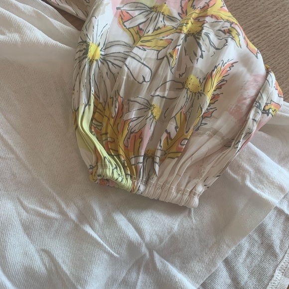 Free People Picking Petals Floral Balloon Sleeve Ivory Yellow Women’s L NWOT - Picture 8 of 13